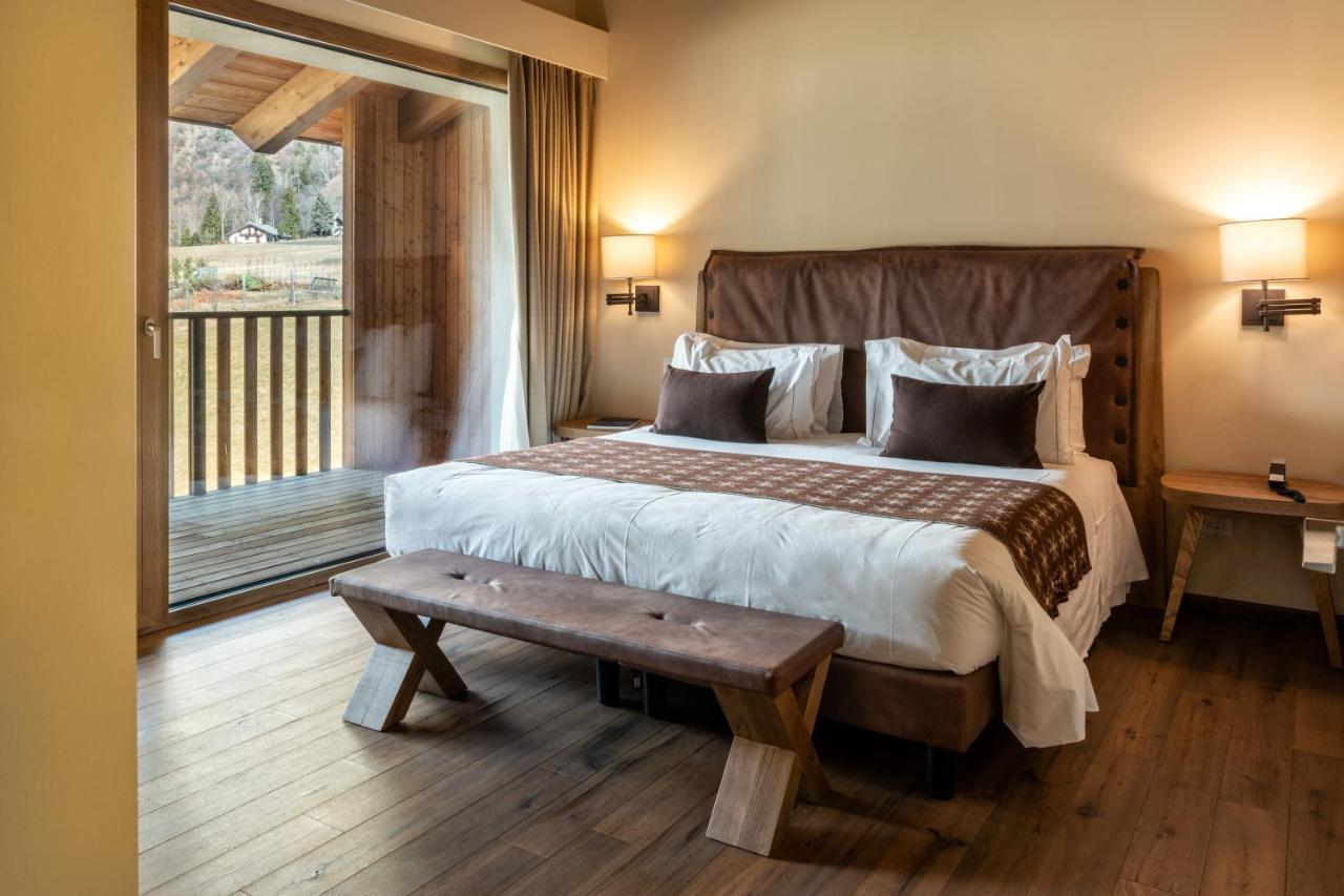 Grand Hotel Courmayeur Mont Blanc, By R Collection Hotels Bagian luar foto
