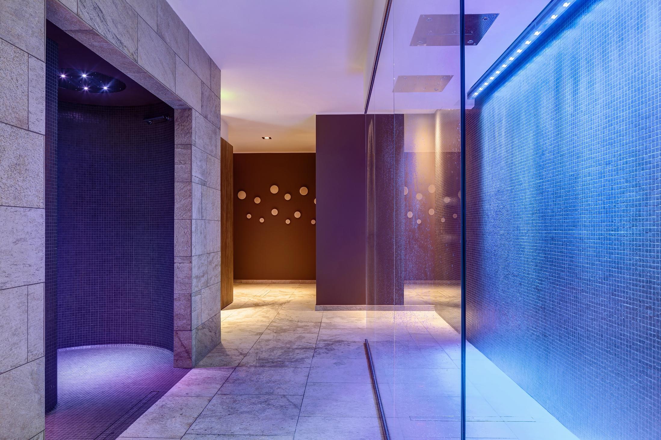 Grand Hotel Courmayeur Mont Blanc, By R Collection Hotels Bagian luar foto
