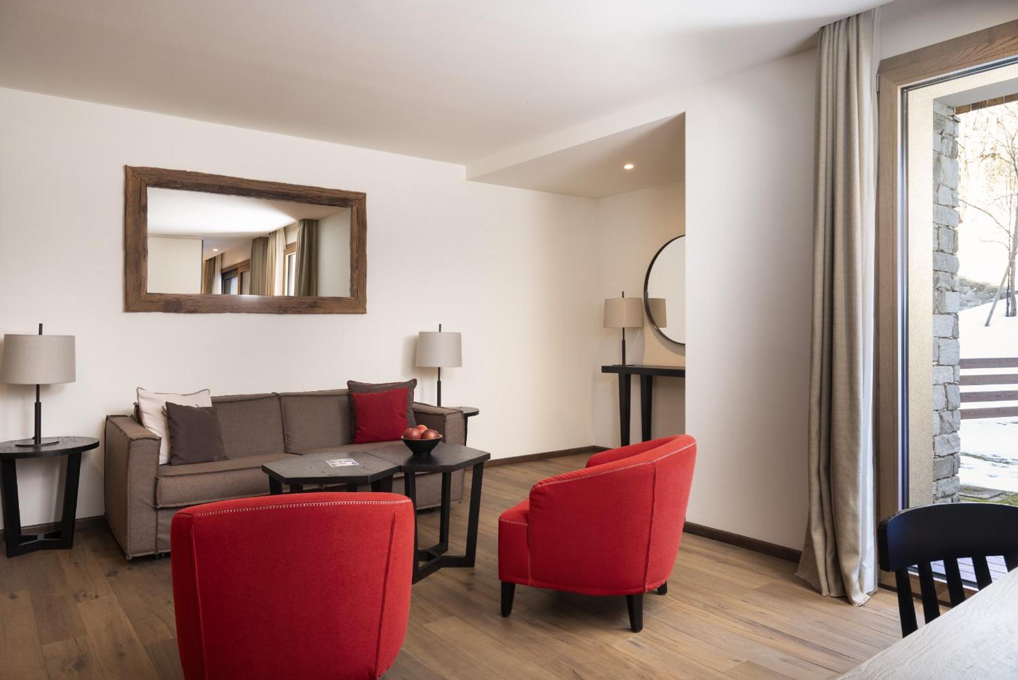 Grand Hotel Courmayeur Mont Blanc, By R Collection Hotels Ruang foto