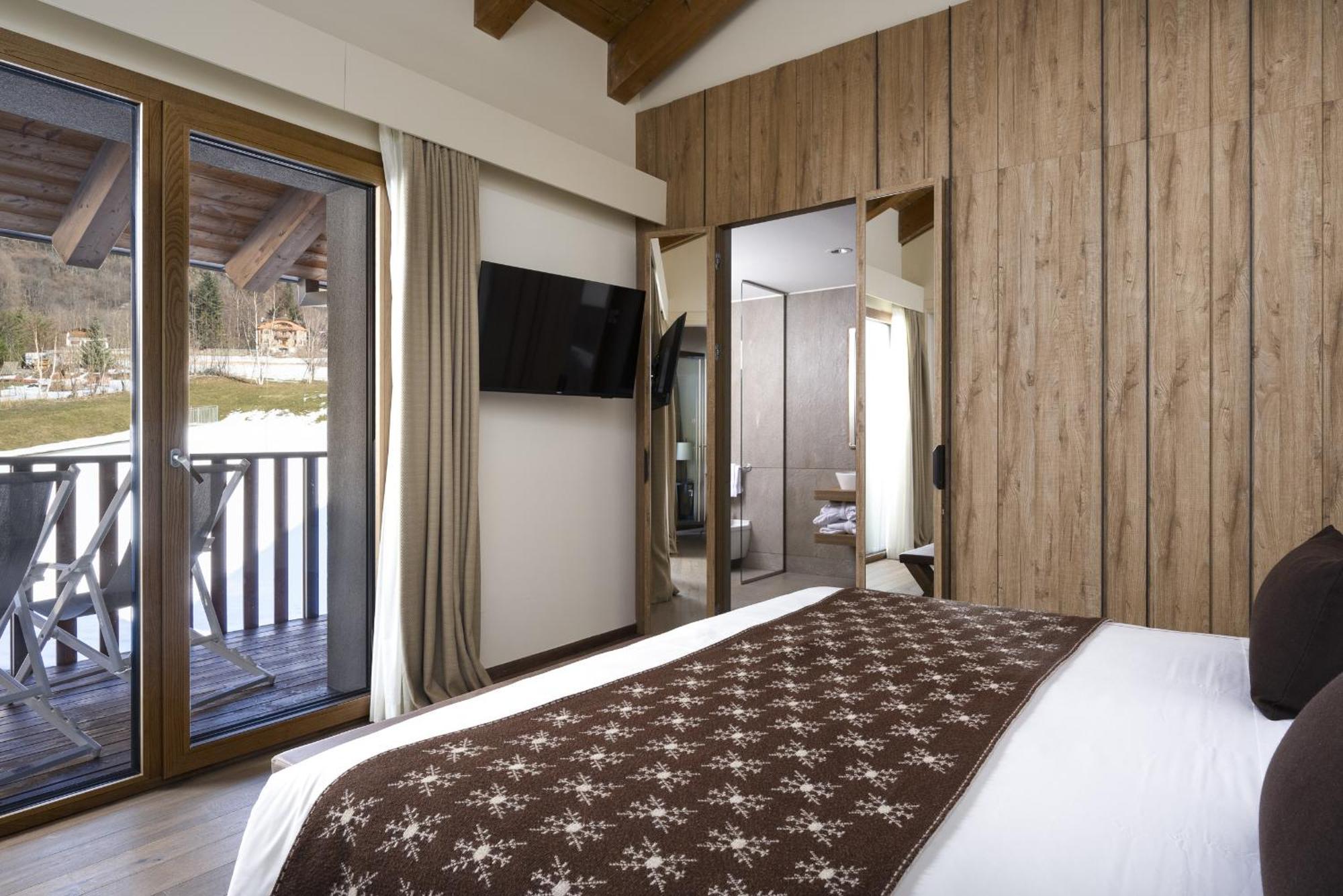 Grand Hotel Courmayeur Mont Blanc, By R Collection Hotels Ruang foto